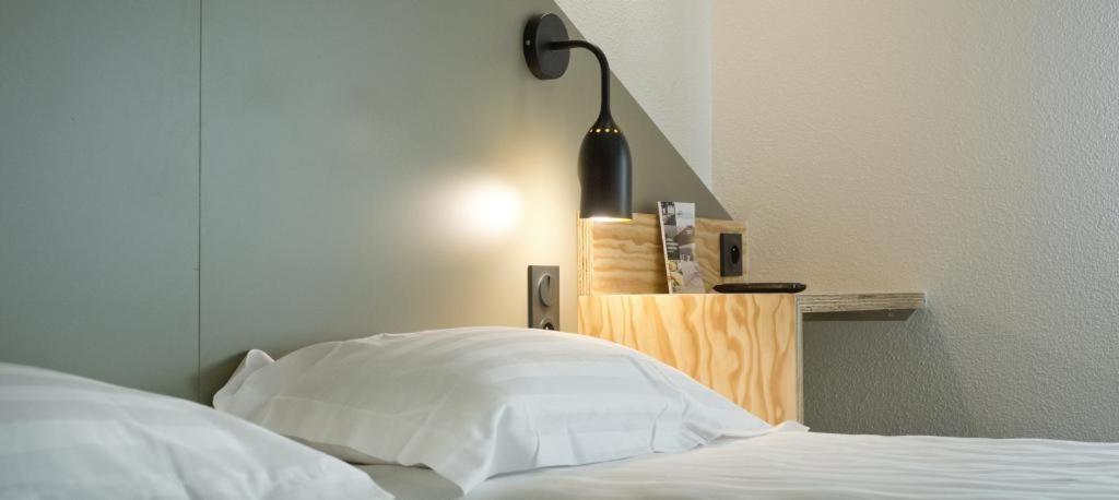 Brit Hotel Essentiel Arverne - Clermont-Ferrand Sud Aubière Eksteriør bilde